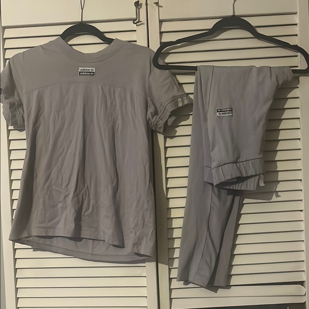 Adidas Originals Gray Co-ord Set - Ribbed Short Sleeve Tee & Matching Pants sz m